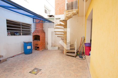 Casa à venda com 198m², 5 quartos e 3 vagasÁREA EXTERNA