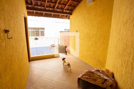 Casa à venda com 198m², 5 quartos e 3 vagasVARANDA DOS FUNDOS