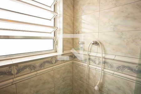 Casa à venda com 198m², 5 quartos e 3 vagasBANHEIRO QUARTO 1