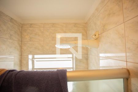 Casa à venda com 198m², 5 quartos e 3 vagasBANHEIRO QUARTO 1