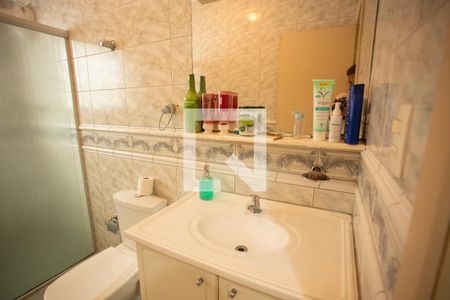 Casa à venda com 198m², 5 quartos e 3 vagasBANHEIRO 2