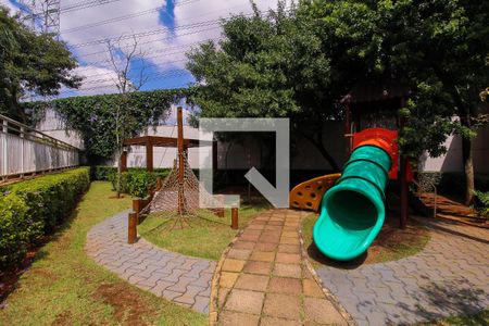 Apartamento à venda com 101m², 2 quartos e 2 vagas Apartamento à venda com 101m², 2 quartos e 2 vagasÁrea comum - Playground