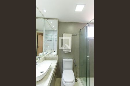 Apartamento à venda com 101m², 2 quartos e 2 vagas Apartamento à venda com 101m², 2 quartos e 2 vagasBanheiro da Suíte 2