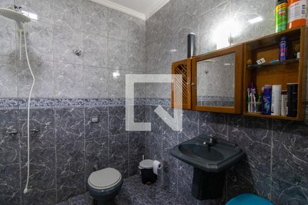 Casa à venda com 240m², 3 quartos e 4 vagasBanheiro 2
