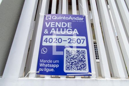 Casa à venda com 240m², 3 quartos e 4 vagasPlaquinha