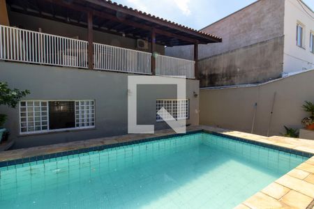 Casa à venda com 240m², 3 quartos e 4 vagasÁrea Externa