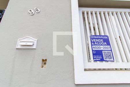 Casa à venda com 240m², 3 quartos e 4 vagasPlaquinha 