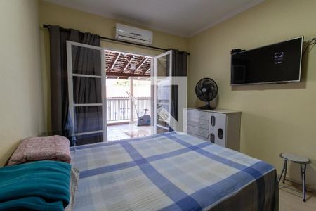 Casa à venda com 240m², 3 quartos e 4 vagasQuarto 2