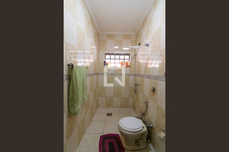 Casa à venda com 240m², 3 quartos e 4 vagasBanheiro 3