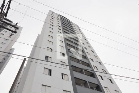 Apartamento para alugar com 76m², 3 quartos e 1 vaga Apartamento para alugar com 76m², 3 quartos e 1 vagaFachada