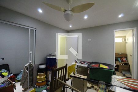 Casa de condomínio à venda com 320m², 4 quartos e 3 vagasSuíte 2