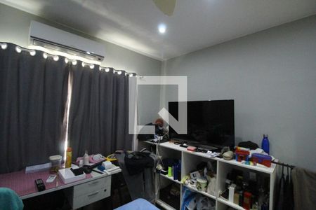 Casa de condomínio à venda com 320m², 4 quartos e 3 vagasQuarto 1