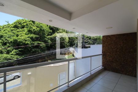Sala 2 - Varanda de casa de condomínio à venda com 4 quartos, 320m² em Taquara, Rio de Janeiro