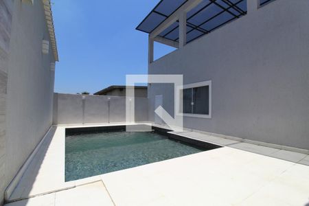 Casa de condomínio à venda com 320m², 4 quartos e 3 vagasPiscina