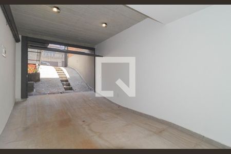 Casa à venda com 160m², 3 quartos e 3 vagasGaragem
