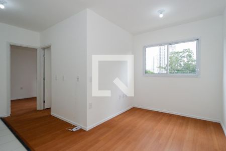 Apartamento para alugar com 37m², 2 quartos e 1 vaga Apartamento para alugar com 37m², 2 quartos e 1 vagaSala