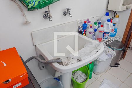 Apartamento à venda com 84m², 3 quartos e 1 vagaÁrea de Serviço