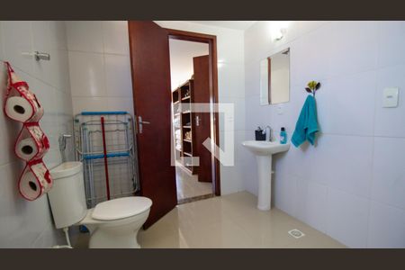 Apartamento à venda com 290m², 3 quartos e 2 vagas Apartamento à venda com 290m², 3 quartos e 2 vagasBanheiro da Suíte
