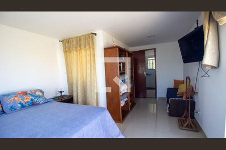 Apartamento à venda com 290m², 3 quartos e 2 vagas Apartamento à venda com 290m², 3 quartos e 2 vagasSuíte