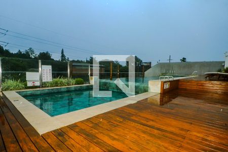 Studio para alugar com 42m², 1 quarto e 1 vaga Studio para alugar com 42m², 1 quarto e 1 vagaÁrea comum - Piscina