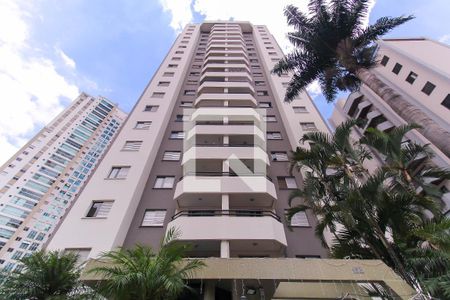 Apartamento para alugar com 90m², 3 quartos e 2 vagasFachada