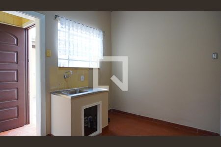 Casa para alugar com 130m², 2 quartos e 2 vagasCozinha