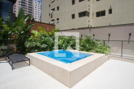 Apartamento à venda com 32m², 1 quarto e sem vagaPiscina