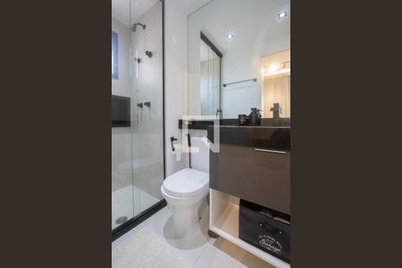 Banheiro de apartamento à venda com 1 quarto, 32m² em Campo Belo, São Paulo