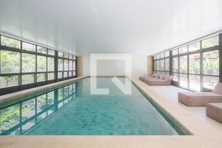 Apartamento à venda com 32m², 1 quarto e sem vagaPiscina Coberta