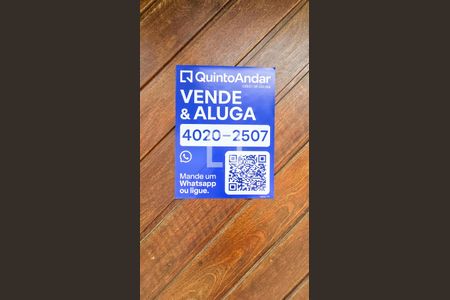 Placa de casa para alugar com 4 quartos, 140m² em Vila Emir, São Paulo