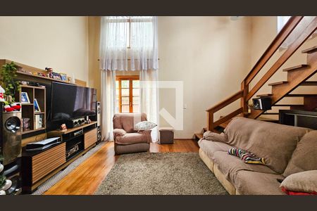 Sala de casa para alugar com 4 quartos, 140m² em Vila Emir, São Paulo