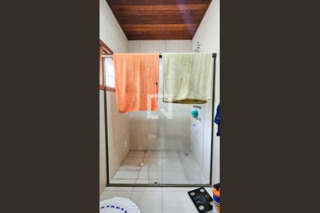 Casa à venda com 140m², 4 quartos e 5 vagas Casa à venda com 140m², 4 quartos e 5 vagasBanheiro da suite
