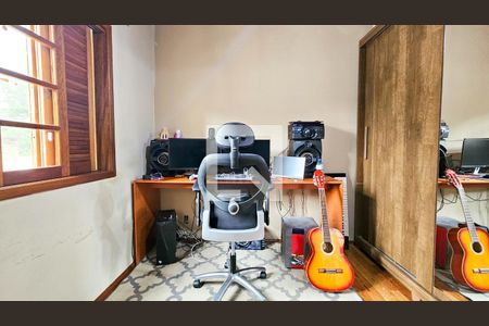 Casa à venda com 140m², 4 quartos e 5 vagas Casa à venda com 140m², 4 quartos e 5 vagasQuarto 2