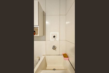 Casa à venda com 140m², 4 quartos e 5 vagas Casa à venda com 140m², 4 quartos e 5 vagasÁrea de Serviço