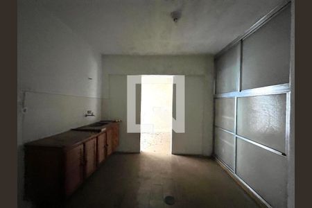 Casa à venda com 200m², 3 quartos e 4 vagas Casa à venda com 200m², 3 quartos e 4 vagasCozinha