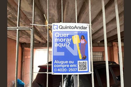 Casa à venda com 200m², 3 quartos e 4 vagas Casa à venda com 200m², 3 quartos e 4 vagasPlaquinha