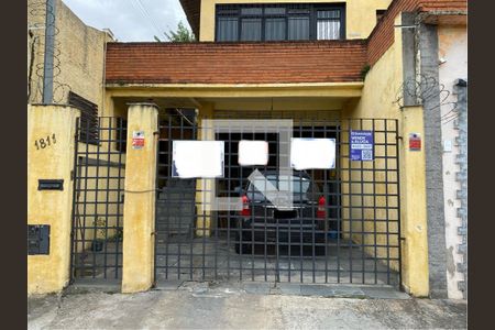 Casa à venda com 271m², 3 quartos e 5 vagas Casa à venda com 271m², 3 quartos e 5 vagasFachada com plaquinha