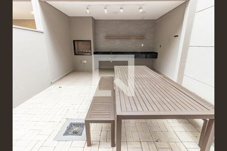 Apartamento à venda com 28m², 1 quarto e sem vagaÁrea comum - Churrasqueira