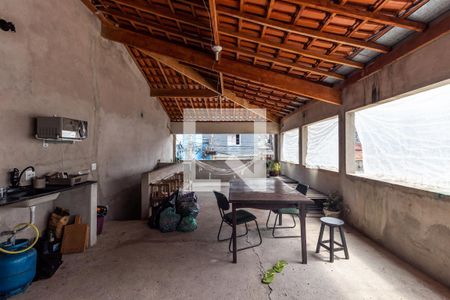 Casa à venda com 100m², 2 quartos e 1 vagaTerraço