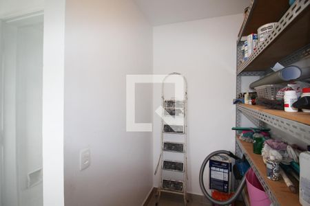 Área de Serviço de apartamento para alugar com 2 quartos, 72m² em Vila Nova Conceição, São Paulo