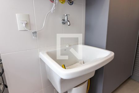 Apartamento para alugar com 71m², 2 quartos e 1 vagaÁrea de Serviço