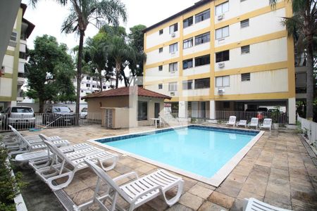 Apartamento à venda com 64m², 2 quartos e 1 vagaPiscina