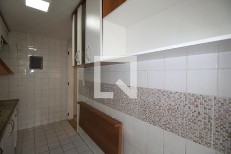 Apartamento à venda com 64m², 2 quartos e 1 vagaCozinha
