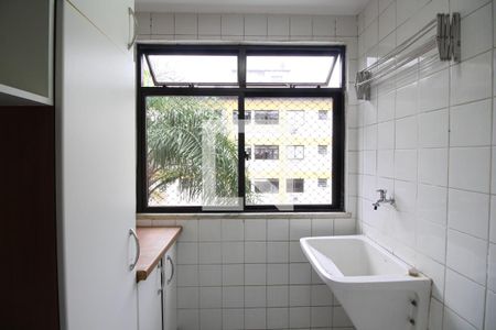 Apartamento à venda com 64m², 2 quartos e 1 vagaÁrea de Serviço