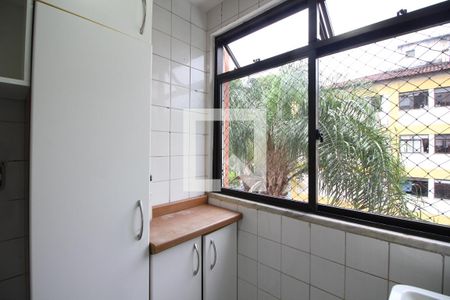 Apartamento à venda com 64m², 2 quartos e 1 vagaÁrea de Serviço