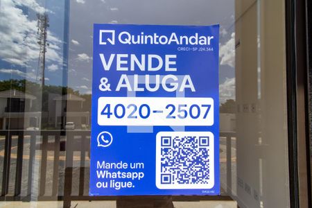 Casa de condomínio à venda com 138m², 3 quartos e 2 vagas Casa de condomínio à venda com 138m², 3 quartos e 2 vagasPlaquinha