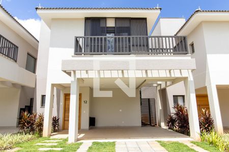 Casa de condomínio à venda com 139m², 3 quartos e 2 vagasFachada