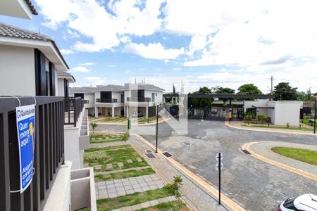 Casa de condomínio à venda com 139m², 3 quartos e 2 vagasVista da Rua