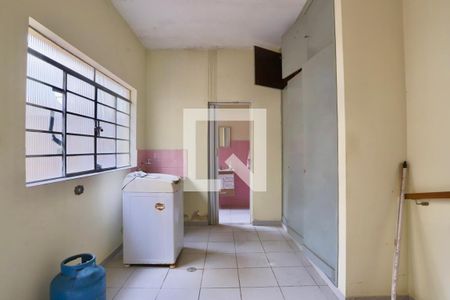 Casa à venda com 150m², 3 quartos e 2 vagasLavanderia