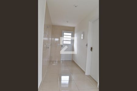 Sala/Cozinha de kitnet/studio para alugar com 1 quarto, 38m² em Novo Mundo, Curitiba